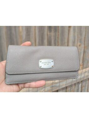 Michael Kors Slim Envelope-Style Wallet Crossgrain Leather Gray/Grey